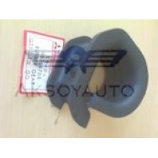 MB266705 LASTİK DİREKSİYON KUTU KELEPÇE COLT 84-88 